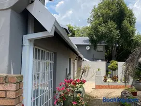 Ndzuti Guest House - Image 4