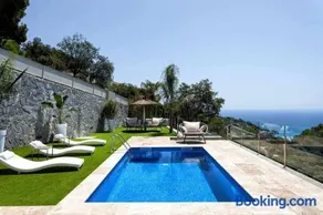 Lujo con piscina climatizada,jacuzzi,playa privada - Image 2