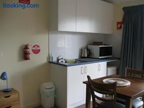 Delegate Studio Cabin - Image 2