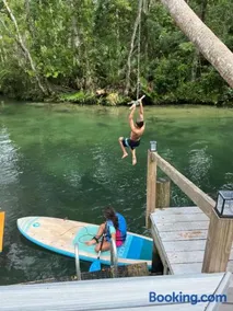 Main River Retreat hot tub, canoe with trolling motor - Image 1