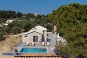 OliveΒayVilla - Image 3