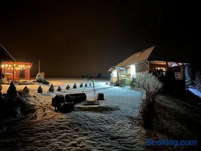Bąbelkowa Chata Beskidy Domek z Balią Jacuzzi - Image 3