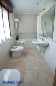 Apartamentos Mugarri - Image 5