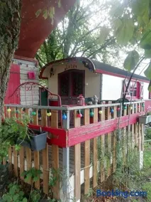 La Roulotte De Lola - Chambre d'hôtes - Image 2
