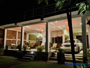 River Front Villa - Image 1