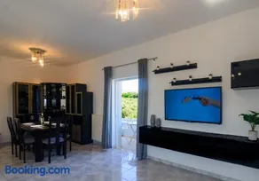 Anastasia Home - Image 2