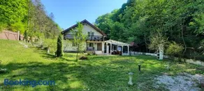 Casa Licurici - Image 1