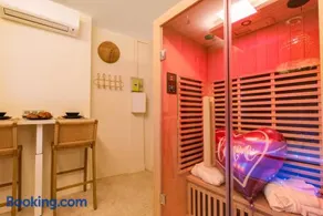 Bali Évasion - Jacuzzi & Sauna Privatif à Nice - Image 2