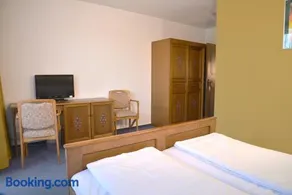 Hotelgasthof Schmucker - Image 2