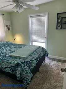 Artsy Oasis in Clearwater - Image 5
