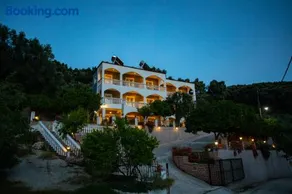 Vassilis Studios - Image 5