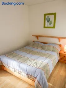 Appartement spacieux à Allevard - 68 m² avec vue montagne - Image 2