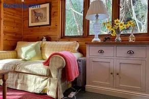 The Cabin at The Oaks - Image 4