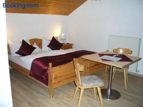 Ferienwohnungen Pension Sonnblick - Image 4