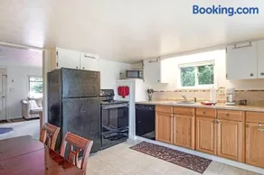 You Won't Be Crabby After Staying Here - Image 3