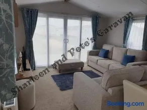 California Cliffs Caravan - Image 4