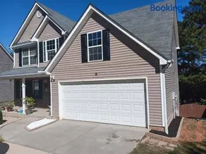Private 4-Bedroom Home for Your Next Adventures - Image 2