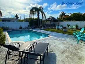 Cozy Retreat, Families, Digital Nomads & Retirees - Image 1