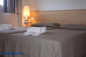 Aparthotel Marsol - Image 3