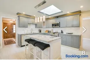 Beautiful home in Orland hills! - Image 5