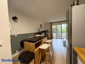 Godard - T3 avec 2 Chambres 1 Salle de Bain et Balcon - Image 4