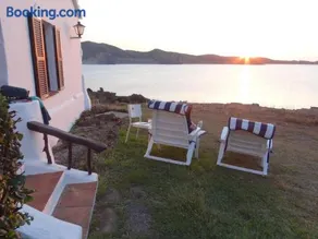 Casa con jardin ,vistas al mar y atardecer en Playas de Fornells - Image 4