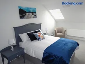 Lir Lodge - Image 1