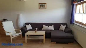 Ferienwohnung mit Garten, Grill und Terrasse - Image 2