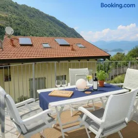 Cantaria Apartments Argegno - Lakeview Terrace & Pool - Image 3