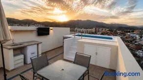 Modern House with Private Pool & Breakfast - Image 2