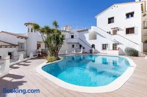 Sitges Balcony Pool & Seaside Apartment - Image 3