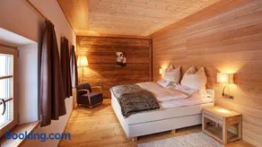 Silentium Dolomites Chalet - Image 1