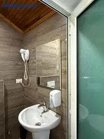 Hotel Golden - Image 4