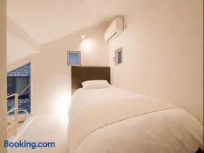 Shibuya 10min , 2min walk to Shirokanedai Sta , 70sqm House ,Family Friendly ,Queen Bed, Switch , Free Wi-Fi, PocketWi-Fi - Image 2