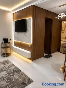 Elegant Designer Apartment in Tangier - Image 2
