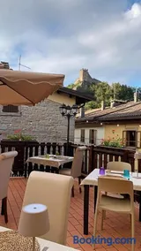 Hotel Regina - Image 1