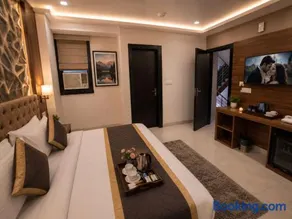 Hotel Bellamontan Suites Near Delhi Airport - Free Airport Pickup & Drop - Image 2