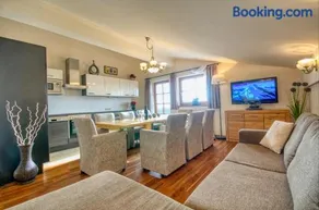 Select Top 10 - by Alpen Apartments - Image 3