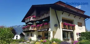 Gästehaus Schoeneweiß - Image 2