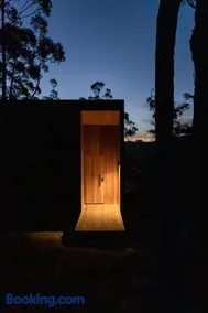 Hunter Huon Valley Cabin Three - Image 3