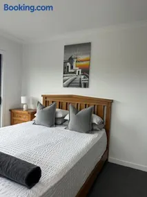 McCrae Retreat Brand New Home - Image 2