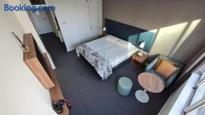 Chatswood Hotel - Image 2