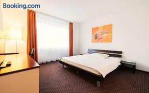Motel Fehraltorf - Image 4