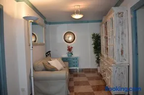 Voll ausgestattetes Ferienhaus mit Terrasse - Image 5