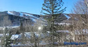 Mountain view chalet avec vue sur la montagne - Image 1