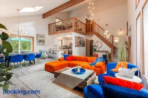 Stay Summit & Pine - Pocono Summit Chalet - Image 1