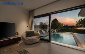Villa Costa - Image 1