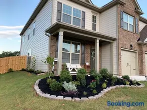 The Grand 5BR Retreat --15 mins to Greenville - Image 1