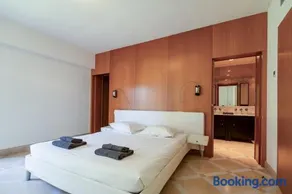 La Villa Riviera - Image 3