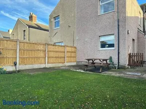Spacious 5 bedroom house in Prestatyn, North Wales - Image 4